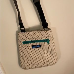 Kavu cross body